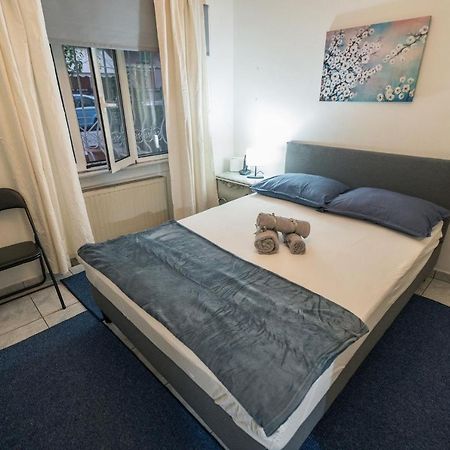 Marina Apartment ピレウス エクステリア 写真